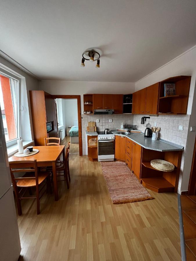 Апартаменты Apartman Mw Попрад Экстерьер фото
